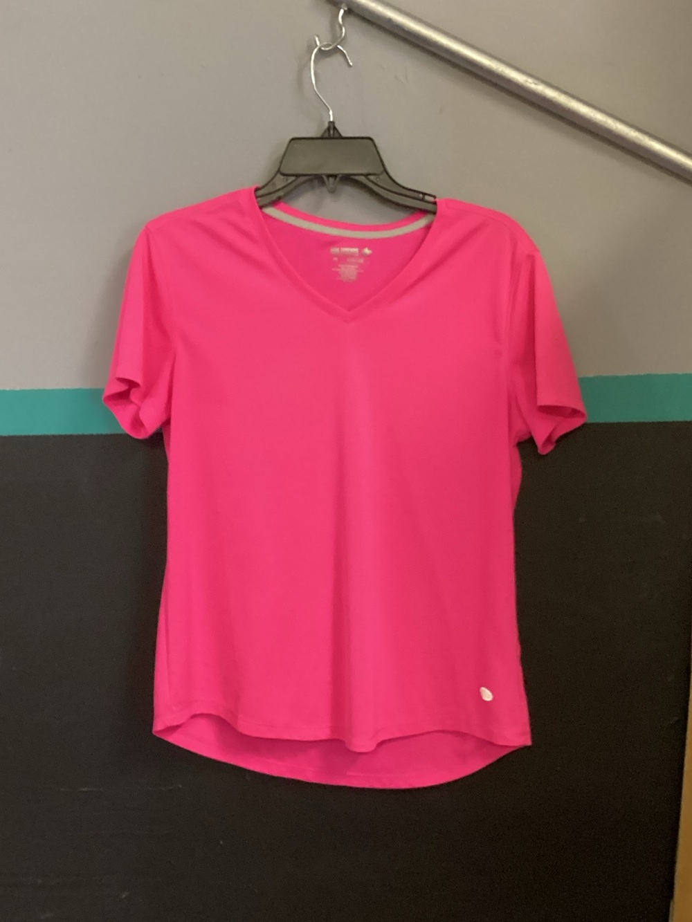 Reel Legends Women's V-Neck Short Sleeve Tee in Hot Pink